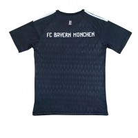 Camisa de Futebol Bayern Munich Goleiro Equipamento Secundário 2023-24 Manga Curta